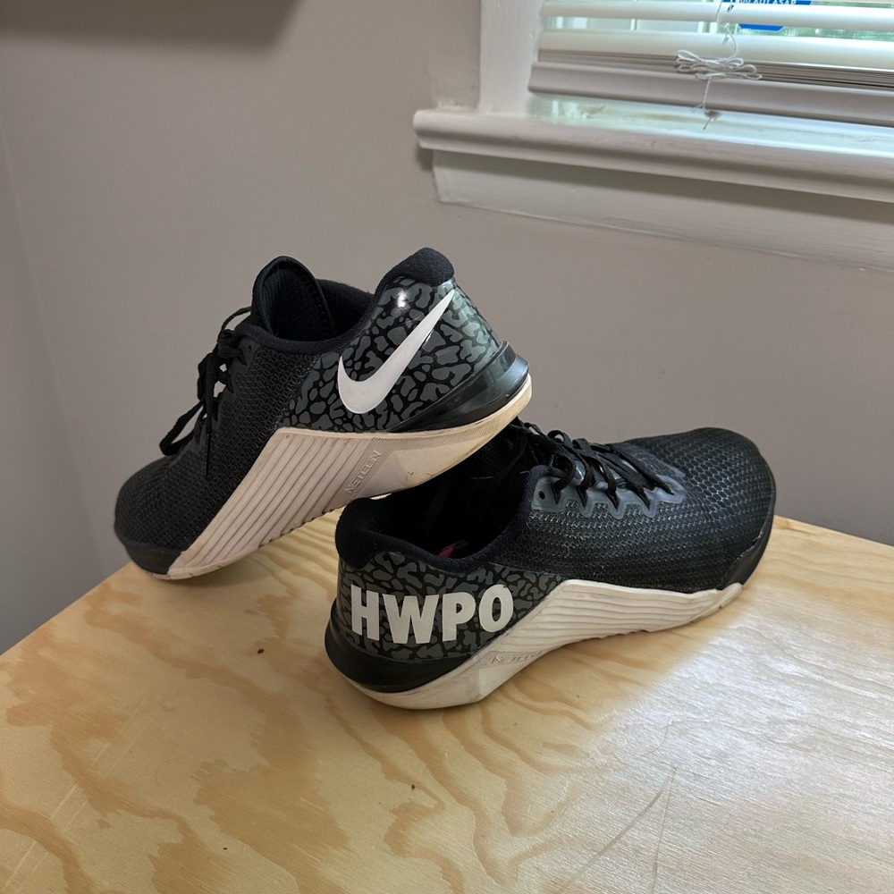 Nike Metcon 5 “HWPO” Elephant Jordan print